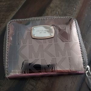 Michael kors wallet